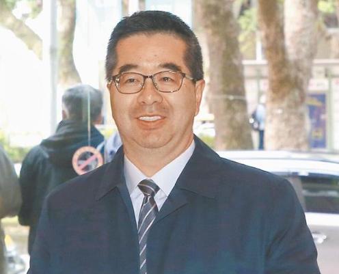 美国出手裂解国民党，马英九基金会要逼萧旭岑请辞国民党副主席，阻止郑丽文走“亲中路