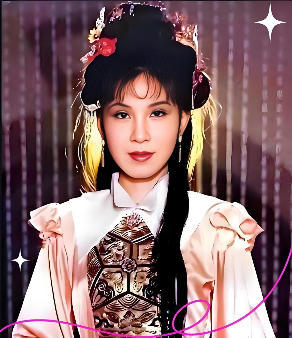 讲真，西门恨恨年轻的时候确实是大美人啊！她这是整容失败了，脸成了发面馒头了！本身