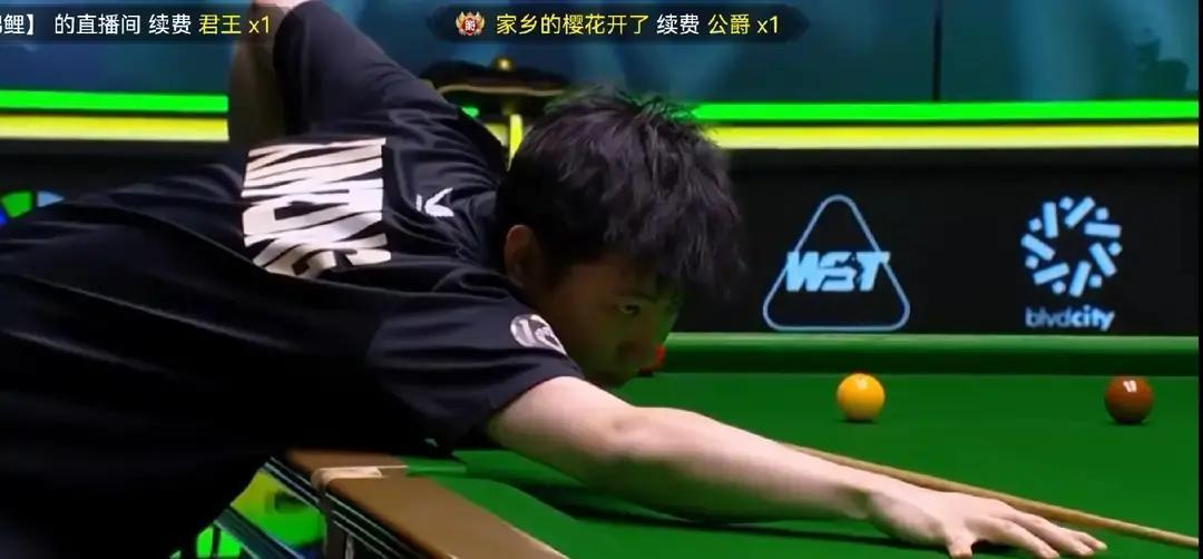 赵心童小特随便拿根球杆都能赢你吗？冠中冠比赛小特因为球杆不好用，只发挥出了1