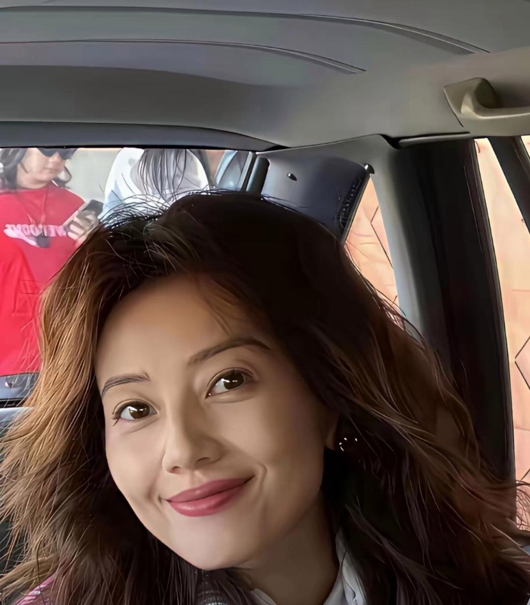 这才是高圆圆最真实的样子，没啥滤镜修饰
