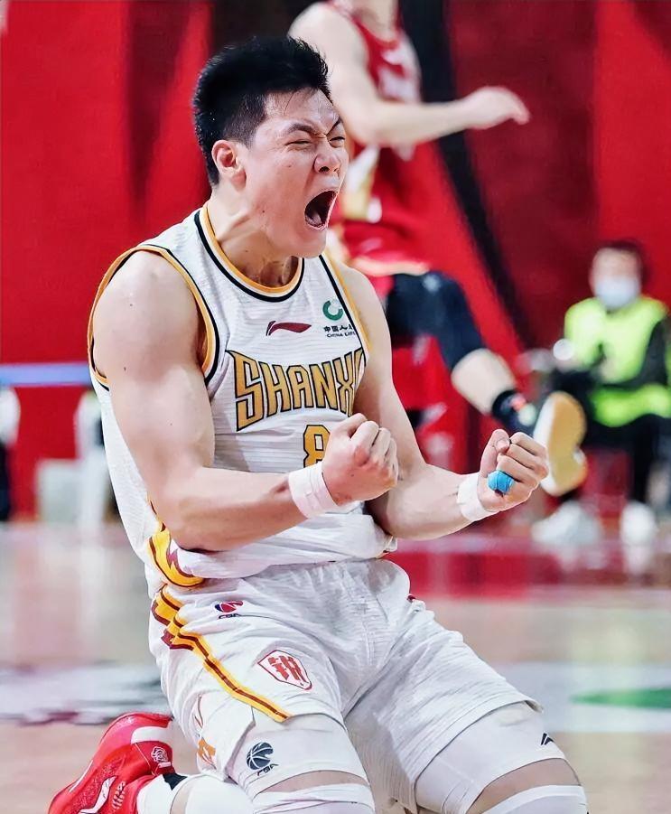 太精彩了，山西92-90绝杀广厦！这3位是赢球功臣！1. 尼克斯：14分钟