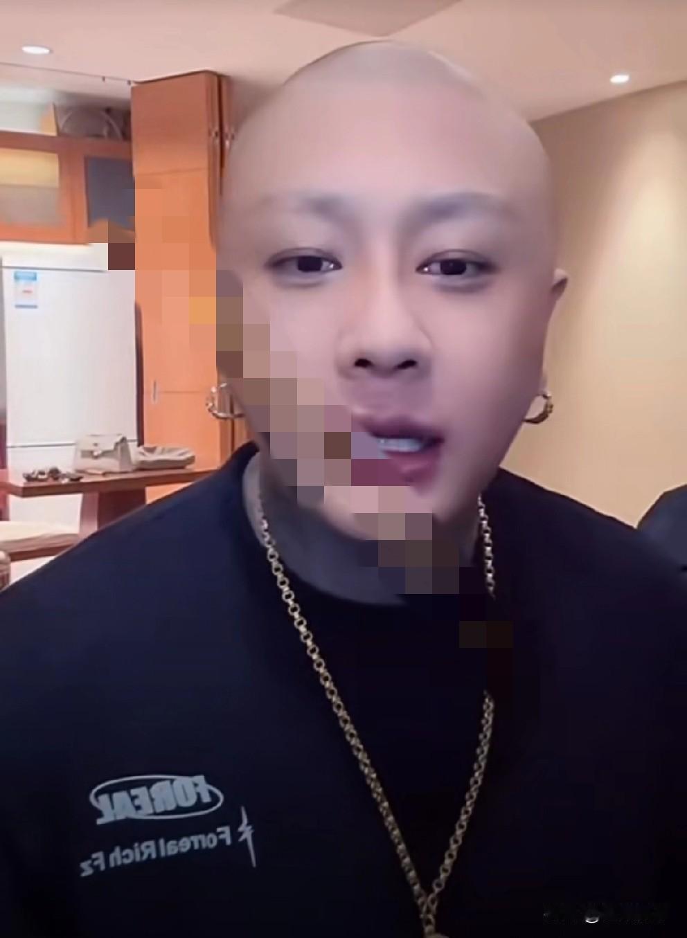 方丈吐槽刘二狗、可乐一行人摆谱装x！   f/z今晚