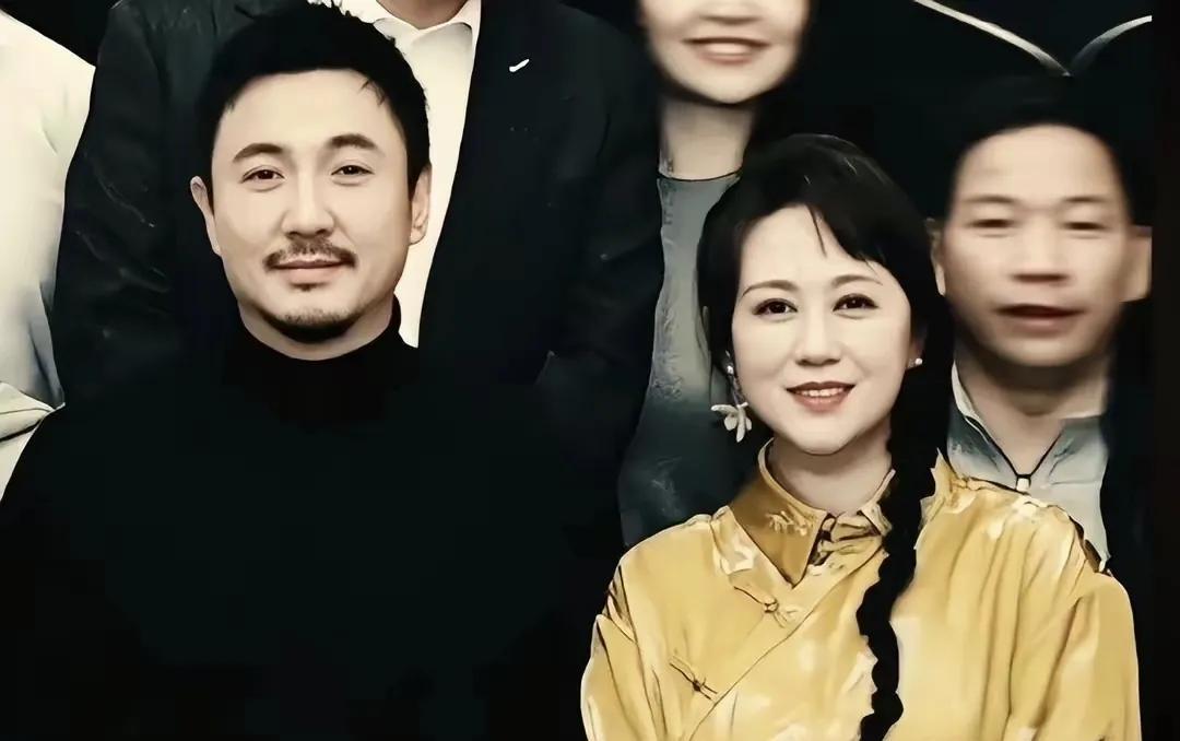 本质上来说，沈腾对马丽是真的一点暧昧之情也没有的，两个人一起接受采访，直接告诉媒
