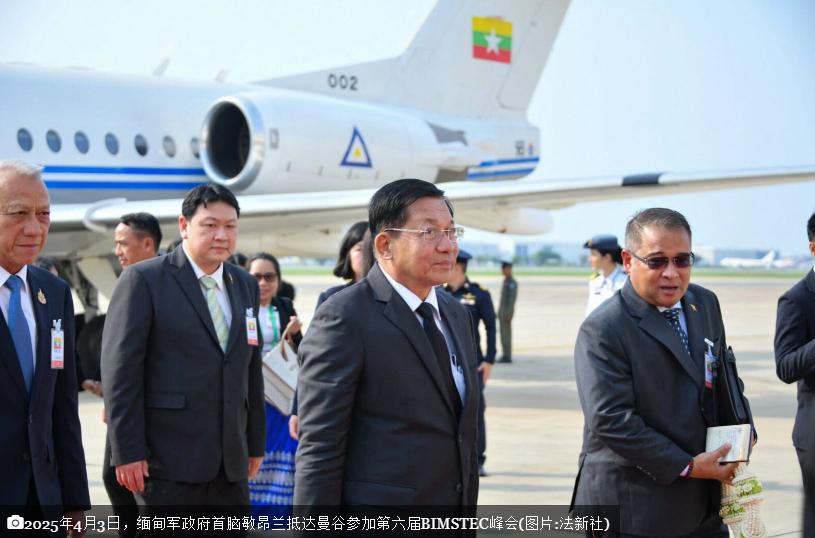 8月4日敏昂莱将新当选总统的身份首次访问泰国此行旨在恢复地区关系但仍继续公