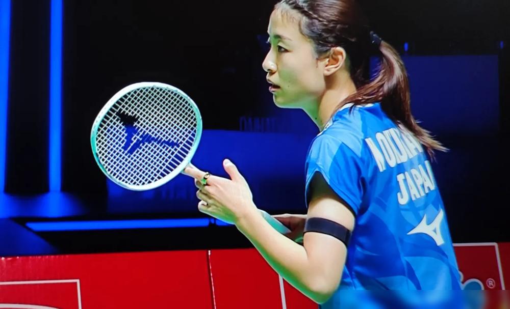 19岁天才少女杀疯了！她生生耗死奥运冠军，亲手终结一个旧时代。第一局的奥原