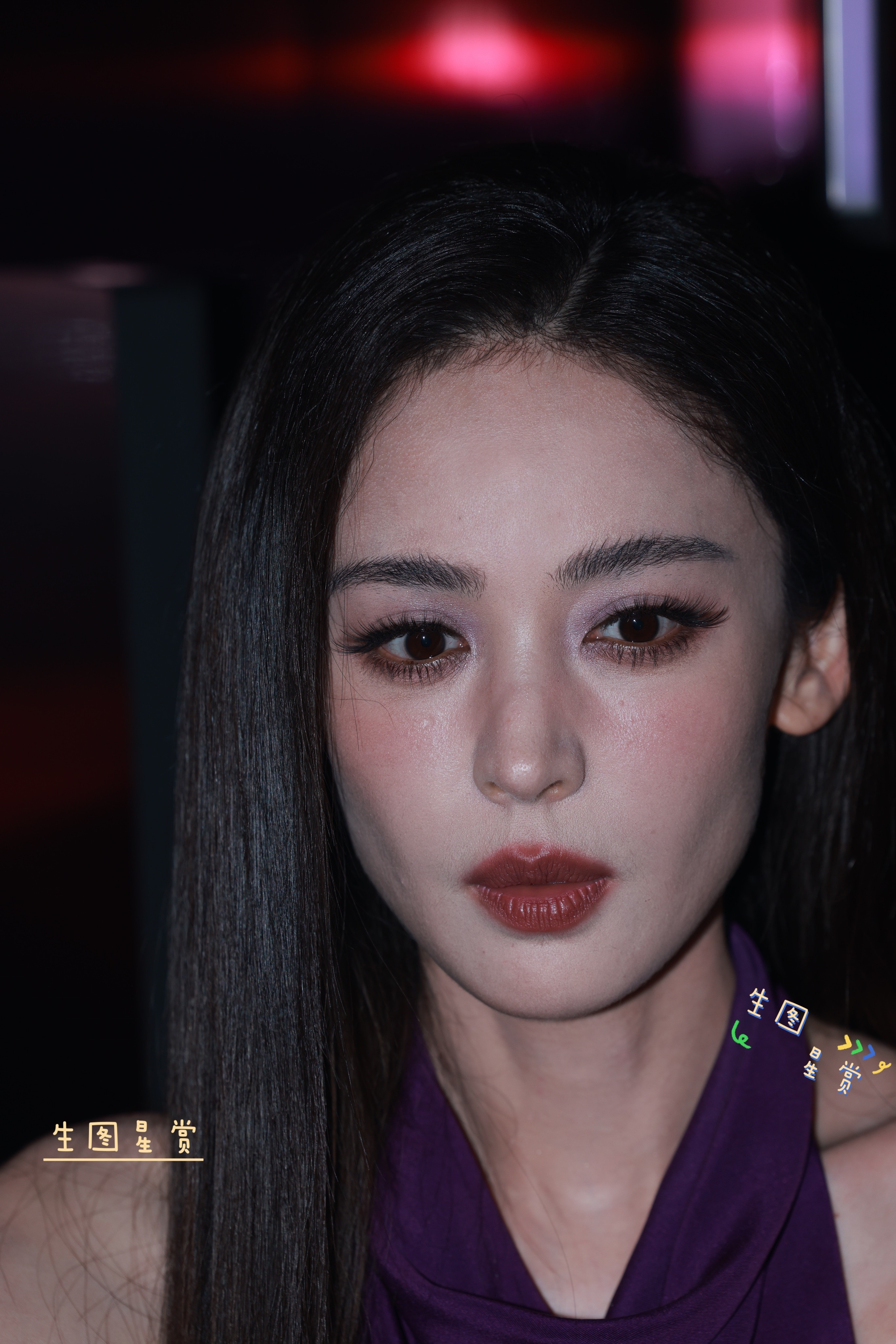娜扎最新活动颜值暴击，紫色系高贵冷艳大美人💜🥂娜扎​​​