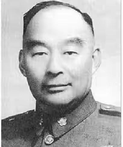 民国最顶级鸿门宴：胡宗南设局灌醉周恩来，却被身边卧底一招破解胡宗南是黄埔一