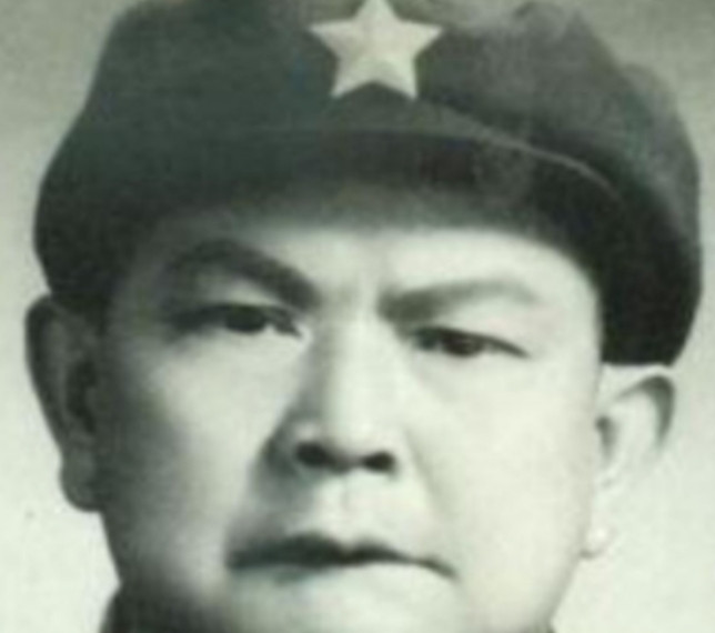 1941年，新四军科长找到刘奎，对他说：“部队要过江了，上级决定让你留下来打游击
