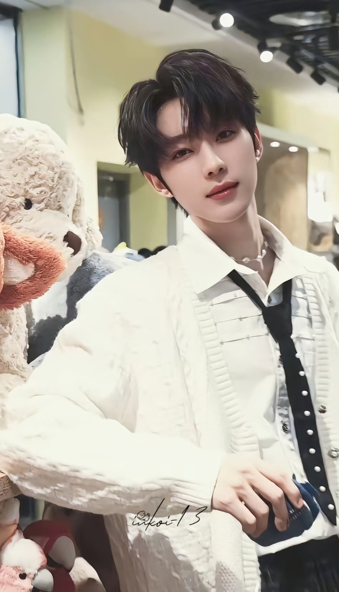 我又发现了一个短剧帅哥！吴添豪！2001年出生，今年24岁，身高185cm，毕业