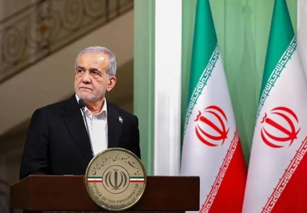 58吨药品换来1句忠告：伊朗总统警告中国，美国最终目标是中国！这话从伊朗总统