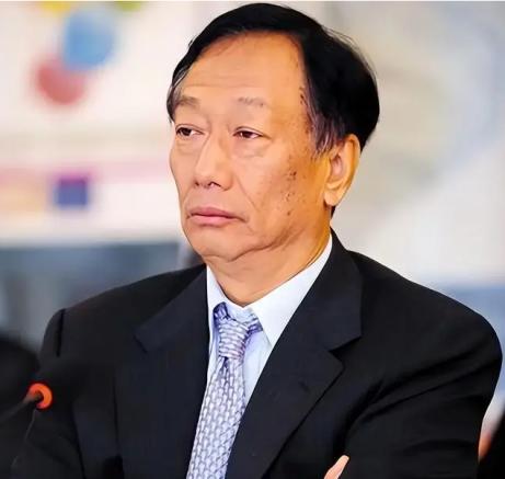 富士康的全球化梦碎：郭台铭的教训与回归