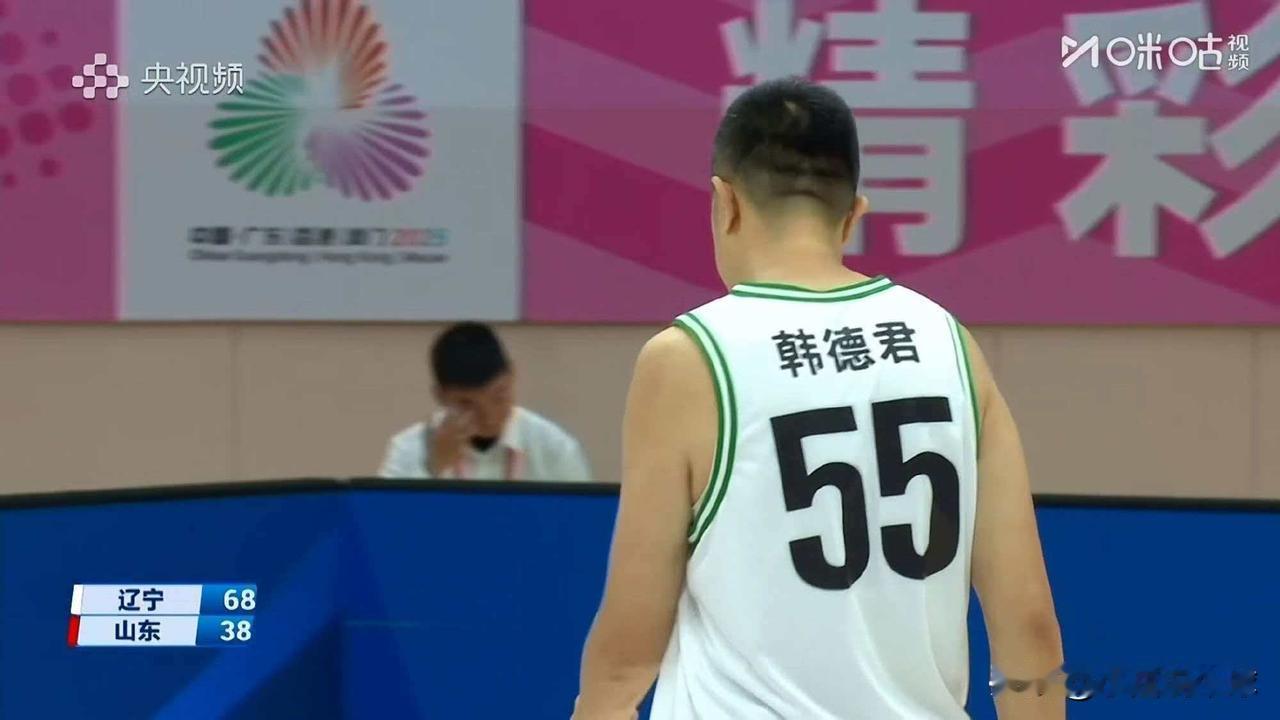 10分钟9分8篮板！他是唯一可以对抗周琦的内线，可惜老了全运会男篮八强赛，辽