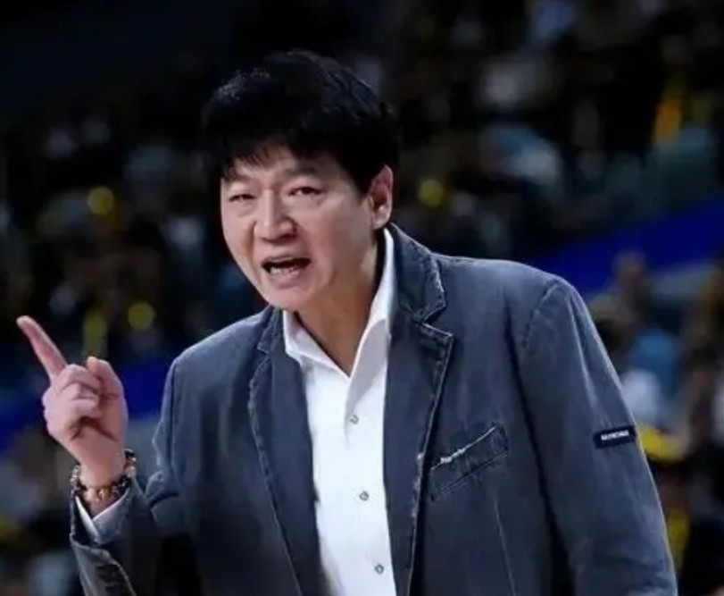 山东赢了山西，邱彪下课危机解除了吗？昨晚山东高速主场88：78战胜山西，终于，