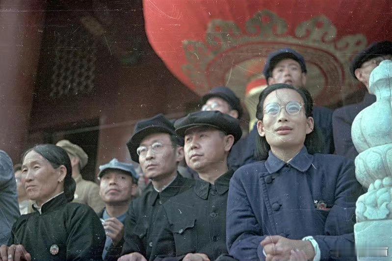 国庆1949年10月1日，天安门城楼​​​