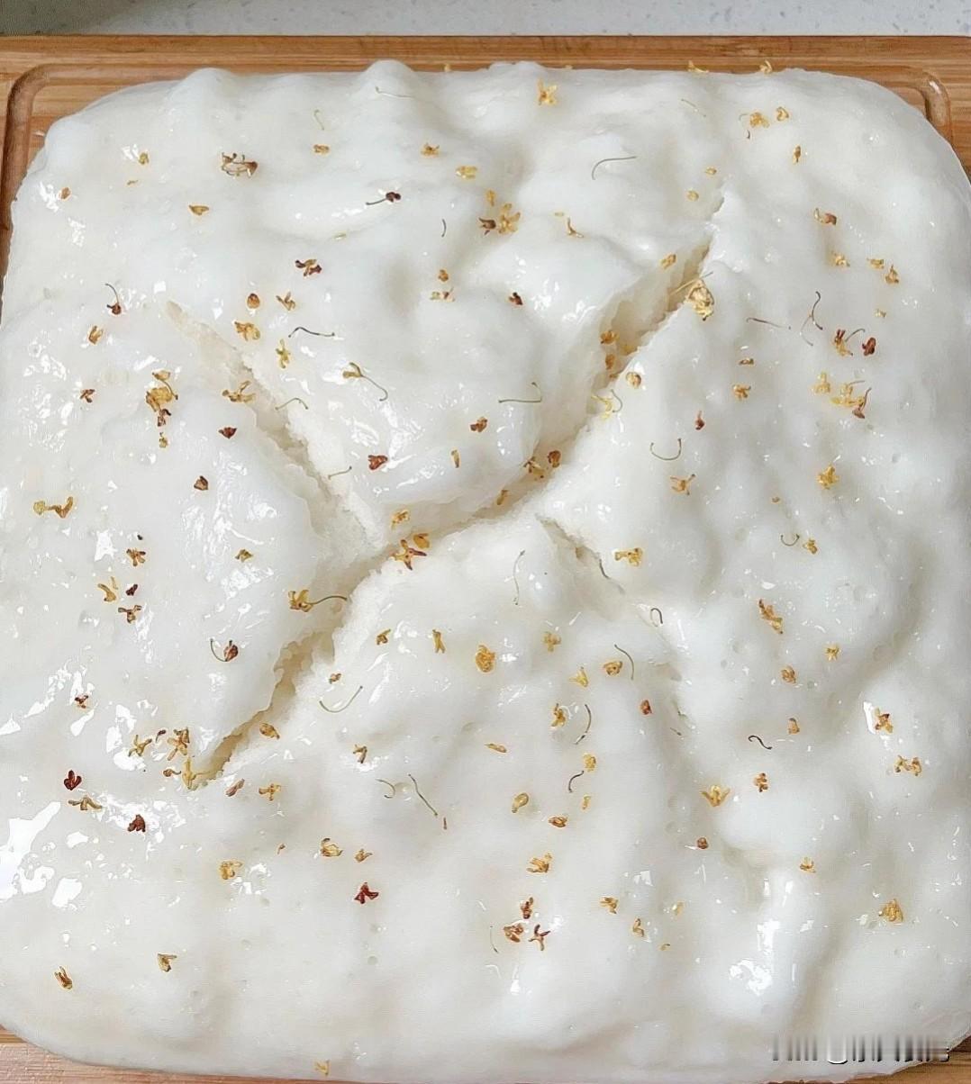 纯大米做的云朵米糕！不放面粉不粘牙，夏天没食欲就靠它折腾了无数次，我的纯大