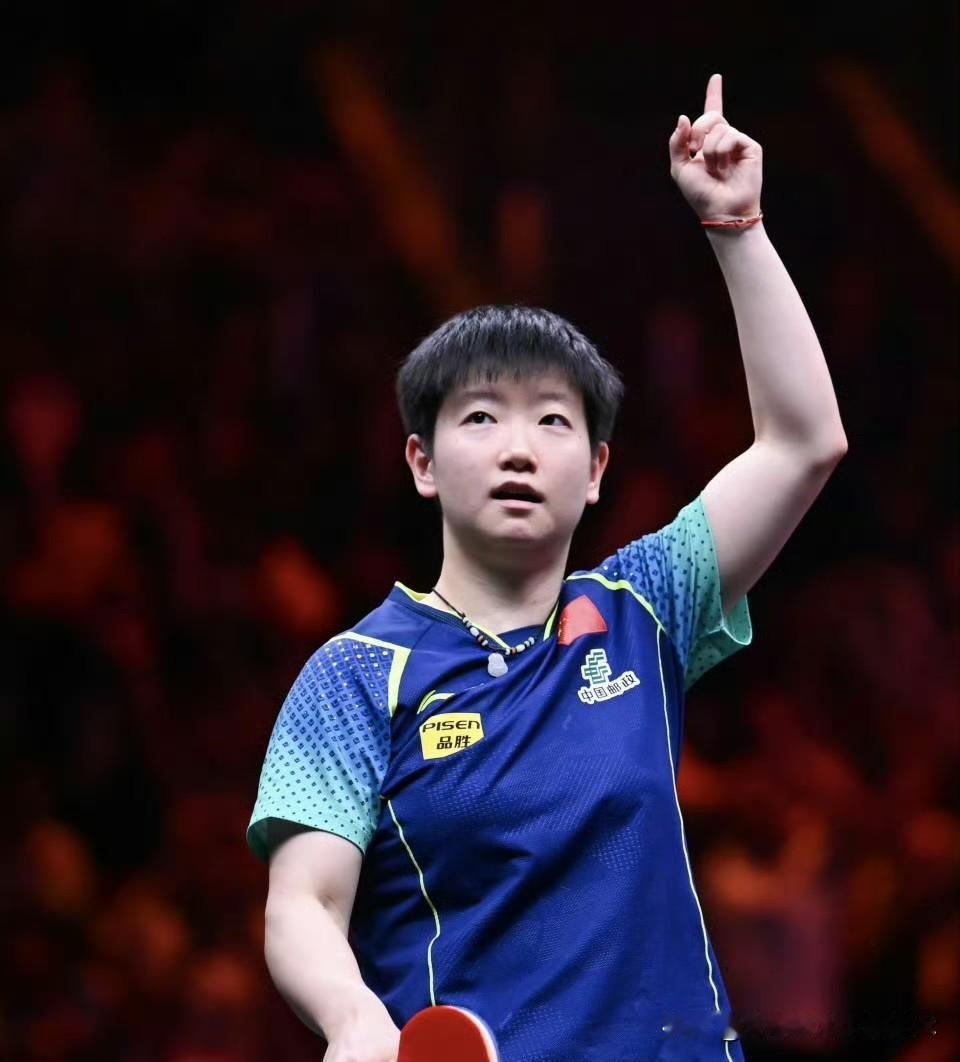 有人问孙颖莎有乒超总决赛奖牌吗？答案是肯定有啊！孙颖莎是深圳大学俱乐部的核心，虽