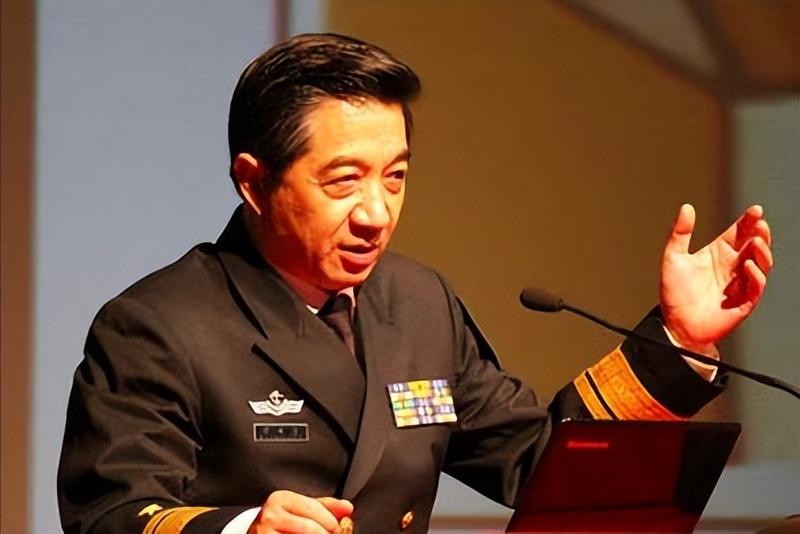 谢谢你张召忠！你真是伟大的预言家！2015年你就说过：“美国啥也不干，让东方大国