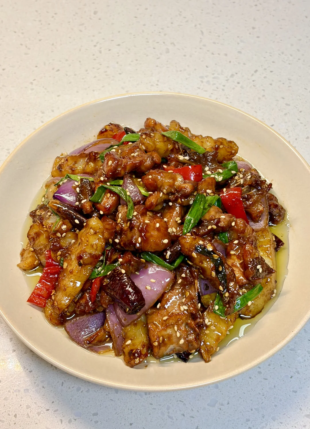 鲜嫩入味的干锅鸡也太绝了，附详细做法～