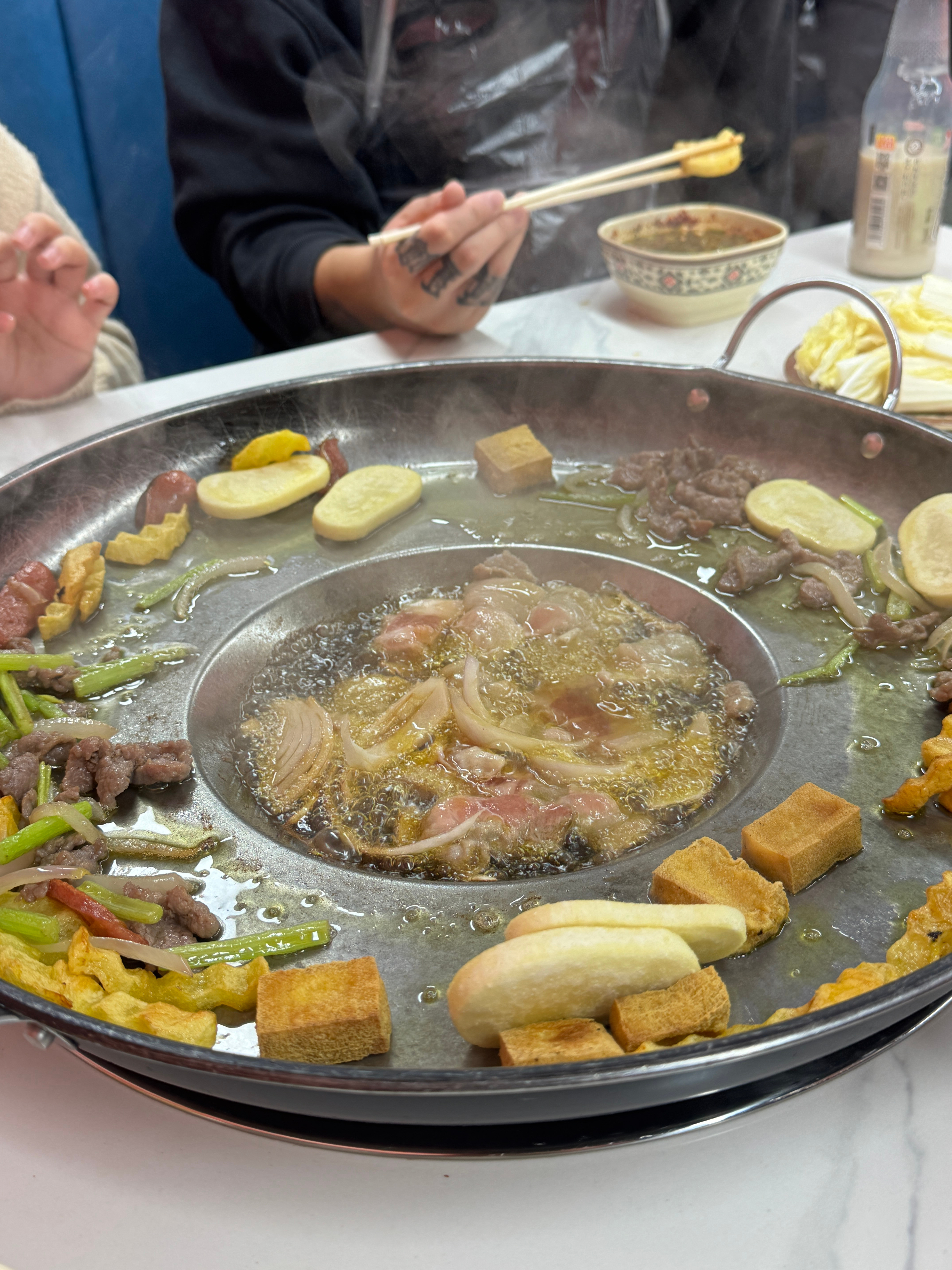 最近好喜欢吃贵州烙锅蘸水真的给我美迷糊了