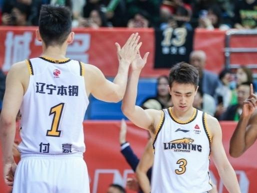 CBA最新消息：据知名篮球自媒体人麦穗丰发文谈到辽宁男篮近期战绩问题：辽宁男篮在