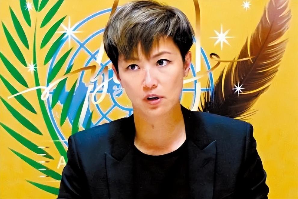 “港独”分子何韵诗，梅艳芳唯一女弟子，曾跑联合国叫嚣除名中国，如今下场大快人心！