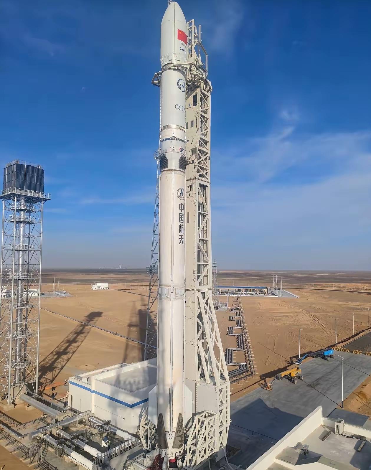 推迟一周后，长征十二号甲运载火箭终于敲定首飞时刻——12月23日上午10时左右。