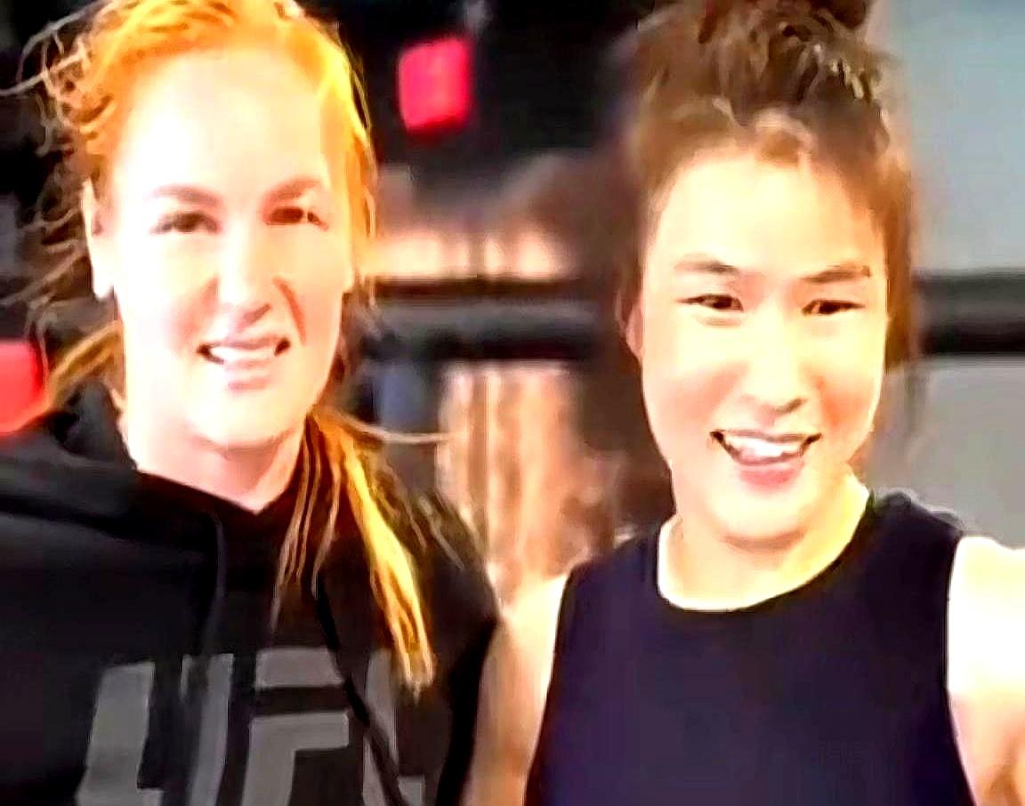 张伟丽要是打赢舍甫琴科，一场能拿400万美元，差不多2900万人民币。这钱包括底