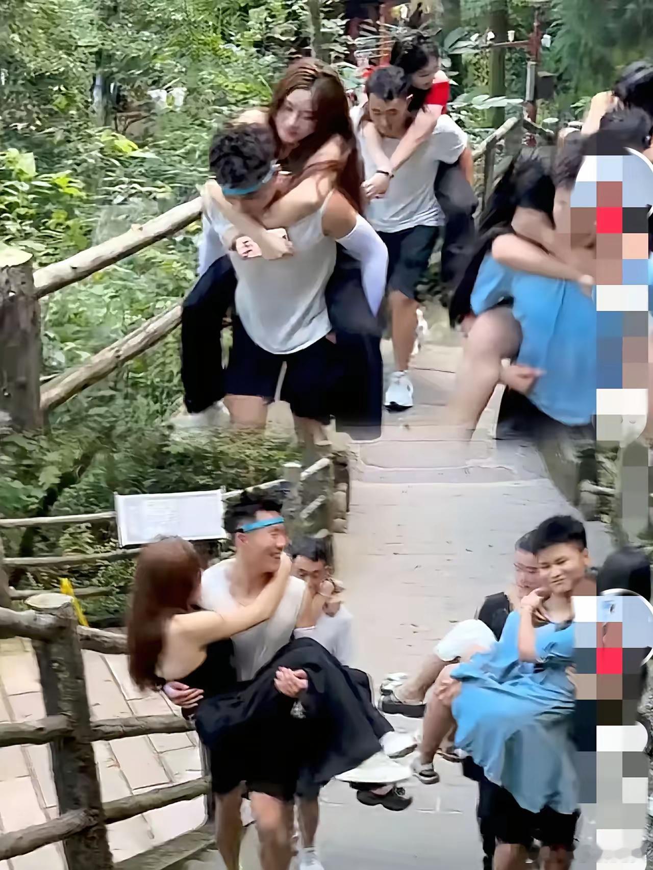 亲戚的女儿，非要去爬峨眉山，​担心不安全，找了一位男性陪爬，​全程一对一服务，花