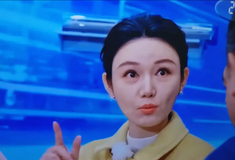 主持人龙洋，这是怎么了？龙洋，出生于1989年12月17日，今年才36岁，可是