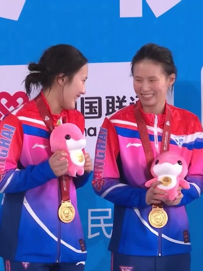 陈芋汐和掌敏洁拿到金牌，为上海队的发光添彩！看到介绍第三名的时候，看到了全红婵
