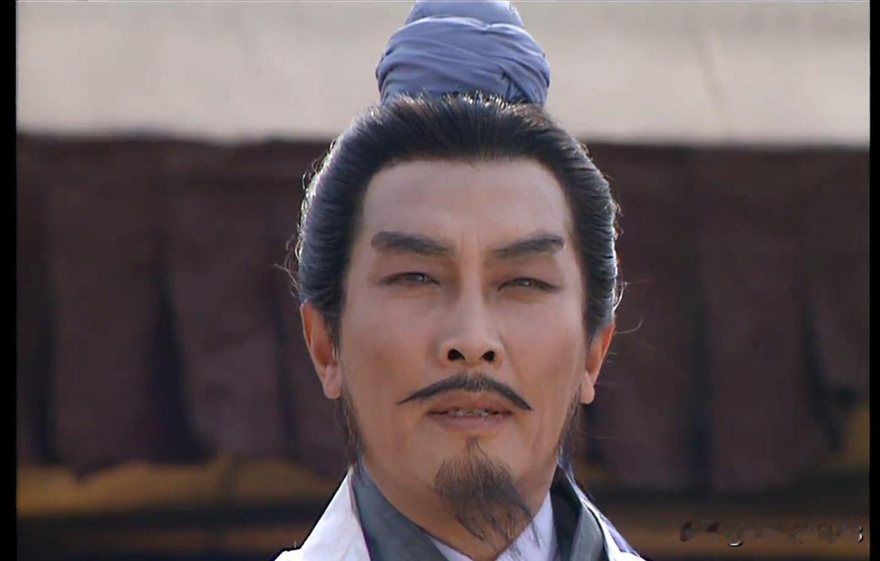 谁能想到，94版《三国演义》里塑造出经典诸葛亮形象的唐国强，原本是准备出演周瑜的