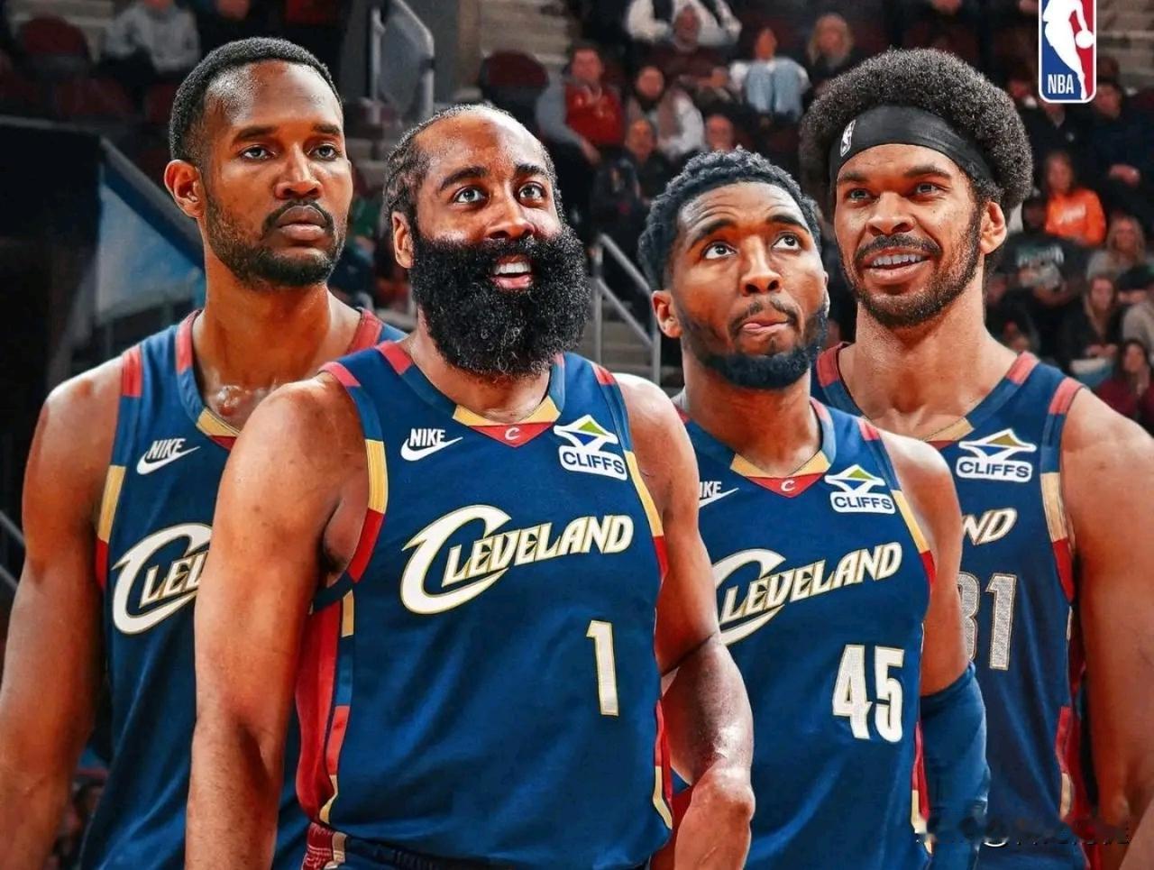 骑士最大的问题是尽量减少双塔在场的时间，遇到没有强力大前锋的打低位的更要缩短时间