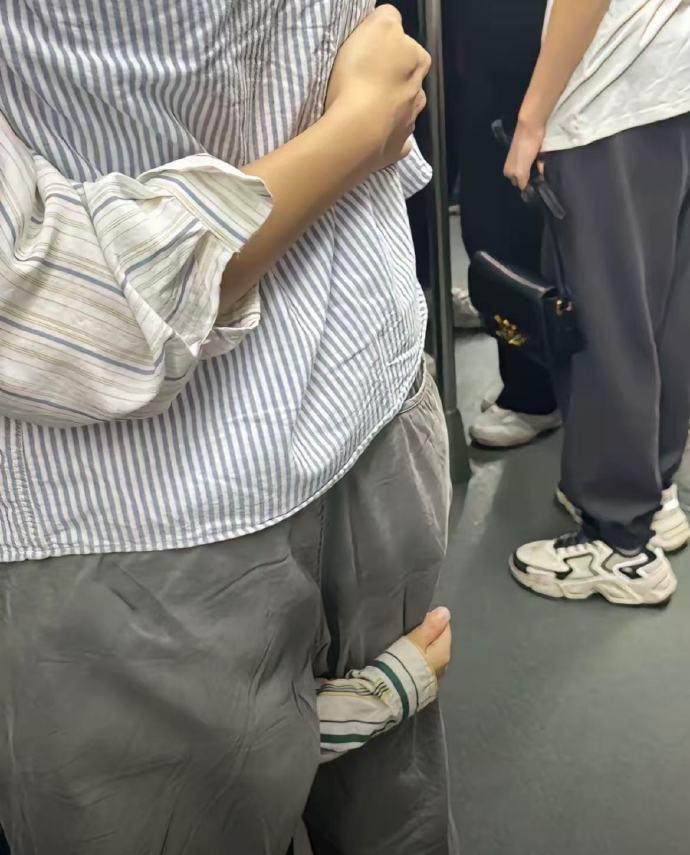 “只有爸爸爱妈妈，图图才愿意来到这个世界”这句话的含金量还在上升