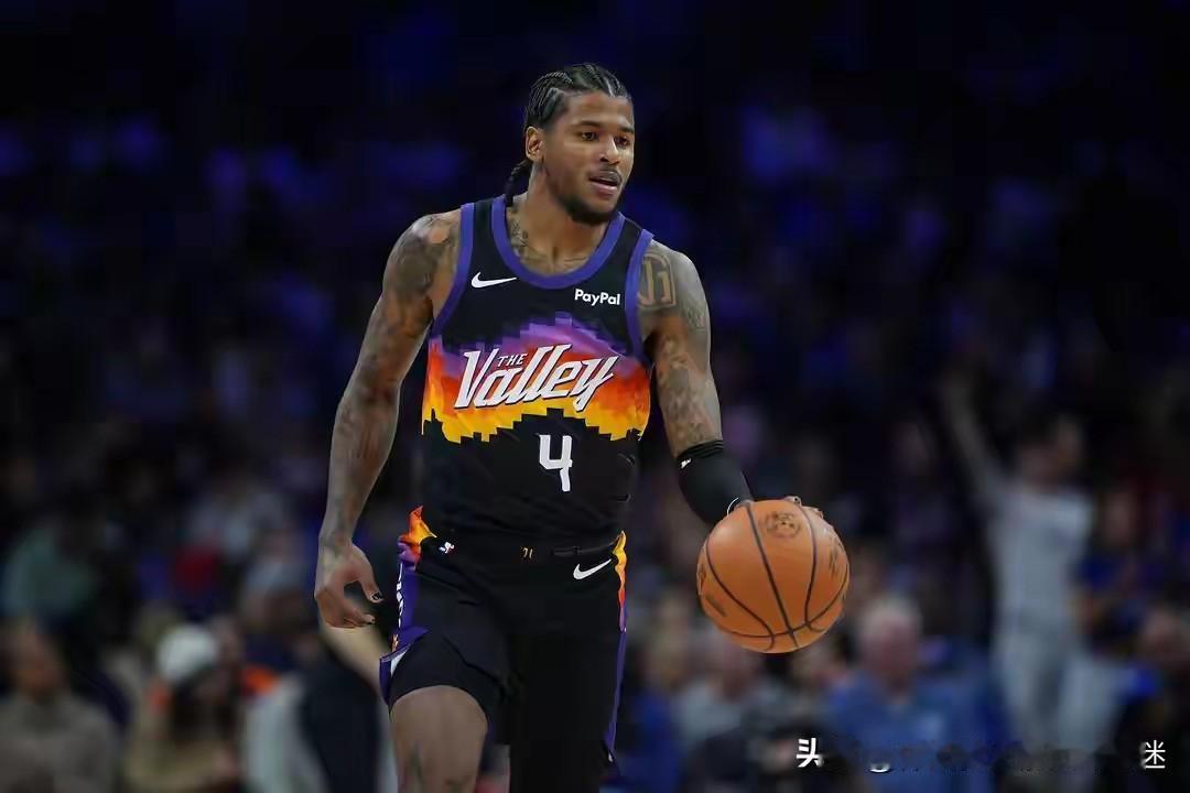 火箭最大的悲哀就是没有培养出一名核心球员，申京不行。杰伦格林本来有意戏，可惜遇到