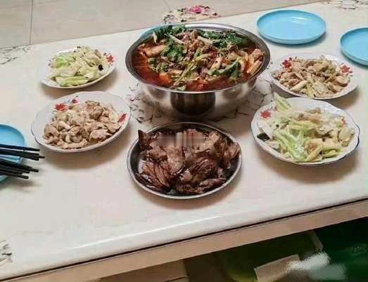 第一次去男朋友家，难受的不行​​​