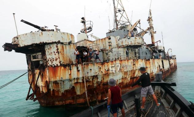 仁爱礁局势彻底逆转，中方底线寸步不让！这场对峙中，中方牢牢守住底线：只允许伤员下