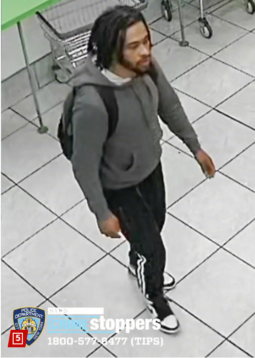 布鲁克林男子楼梯间强奸12岁女孩，曾有多起重大犯罪前科，但都被释放。11月6日下