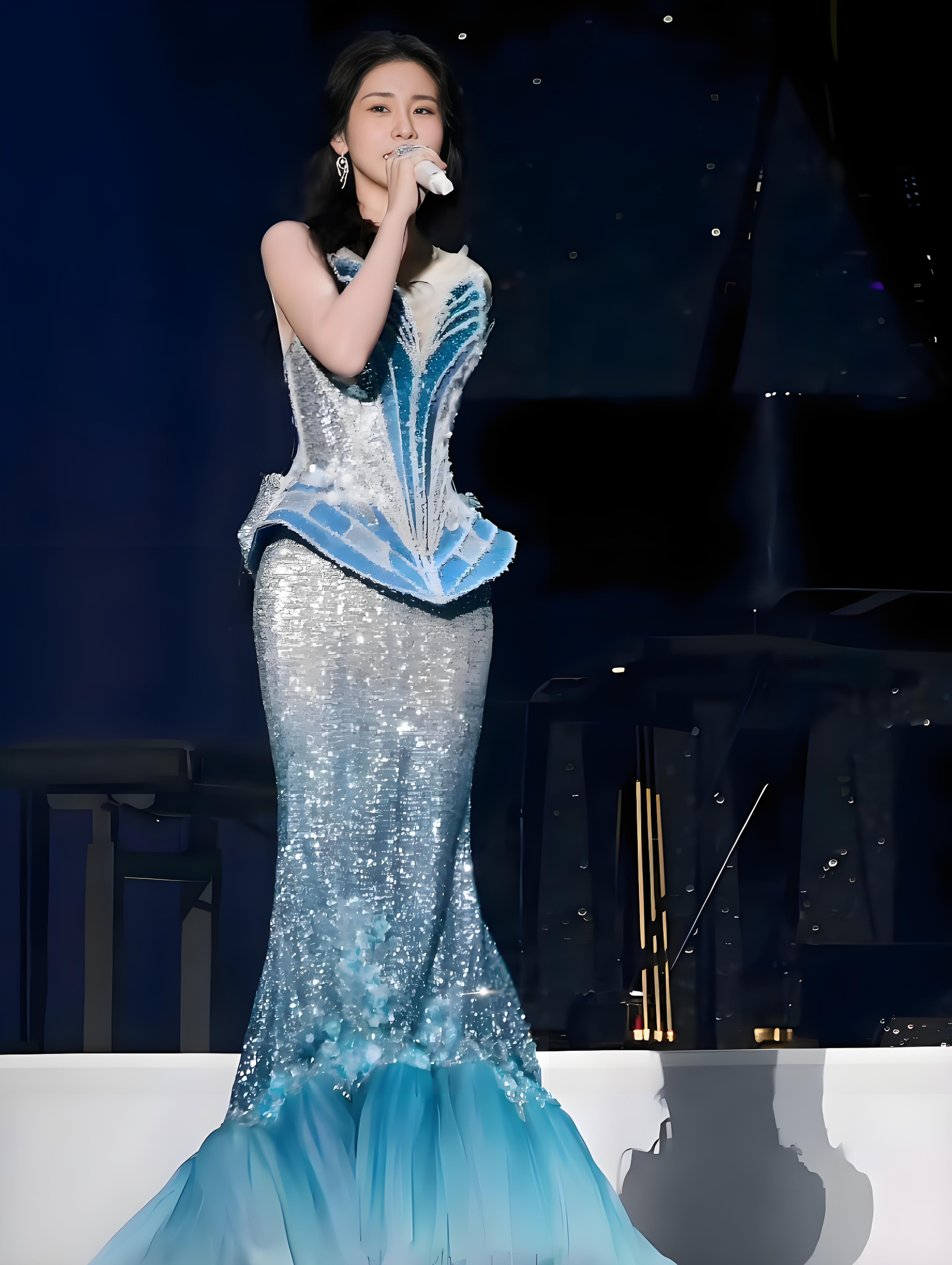 张碧晨新加坡演唱会上座率张碧晨新加坡演唱会上座率，被打脸了！张碧晨新加坡演唱会