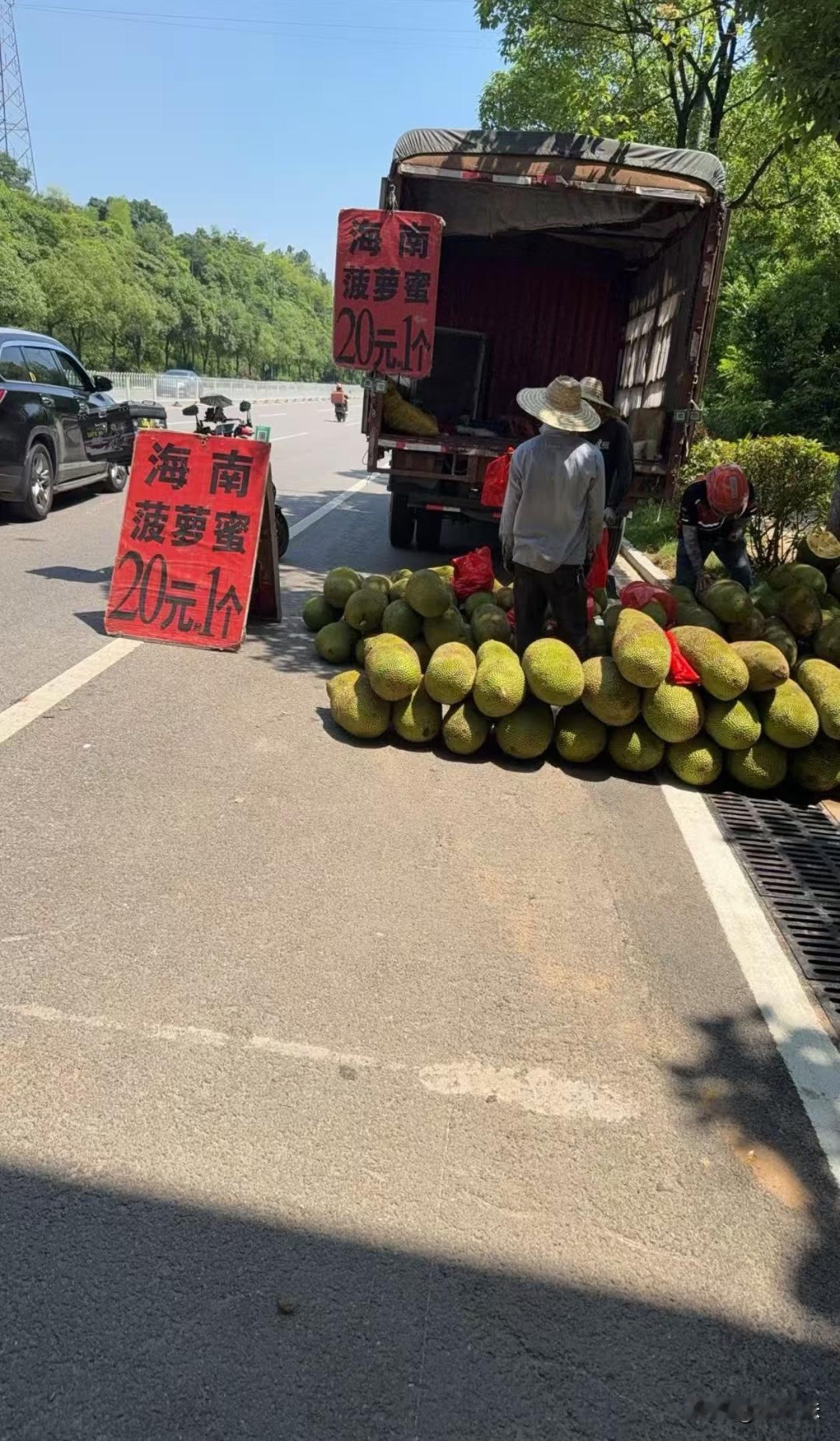 不注意看，真还没看出，还有个小字儿