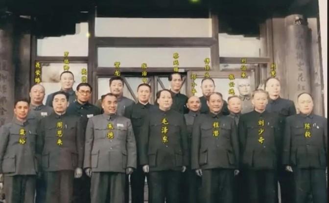 以毛主席为首的开国功勋你最熟悉哪一位？贺龙元帅，1896年出生在湖南桑植县一个