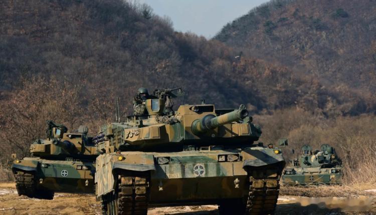 波兰武器进口排世界第一，艾布拉姆斯和K2坦克，撑起东翼防线2026年10月7日，