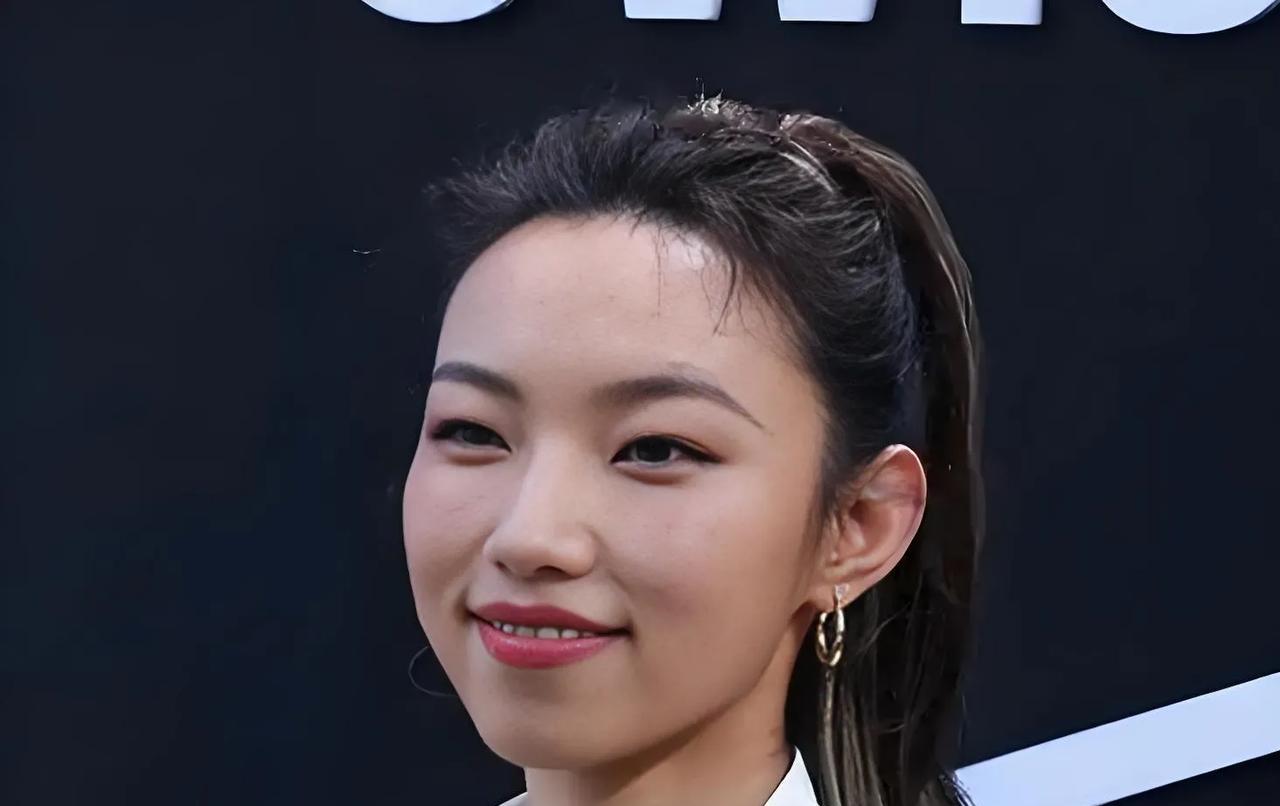 那尔那茜高考分数乌龙事件终于水落石出了。可仔细想想又发现三个非常奇怪的点：第一