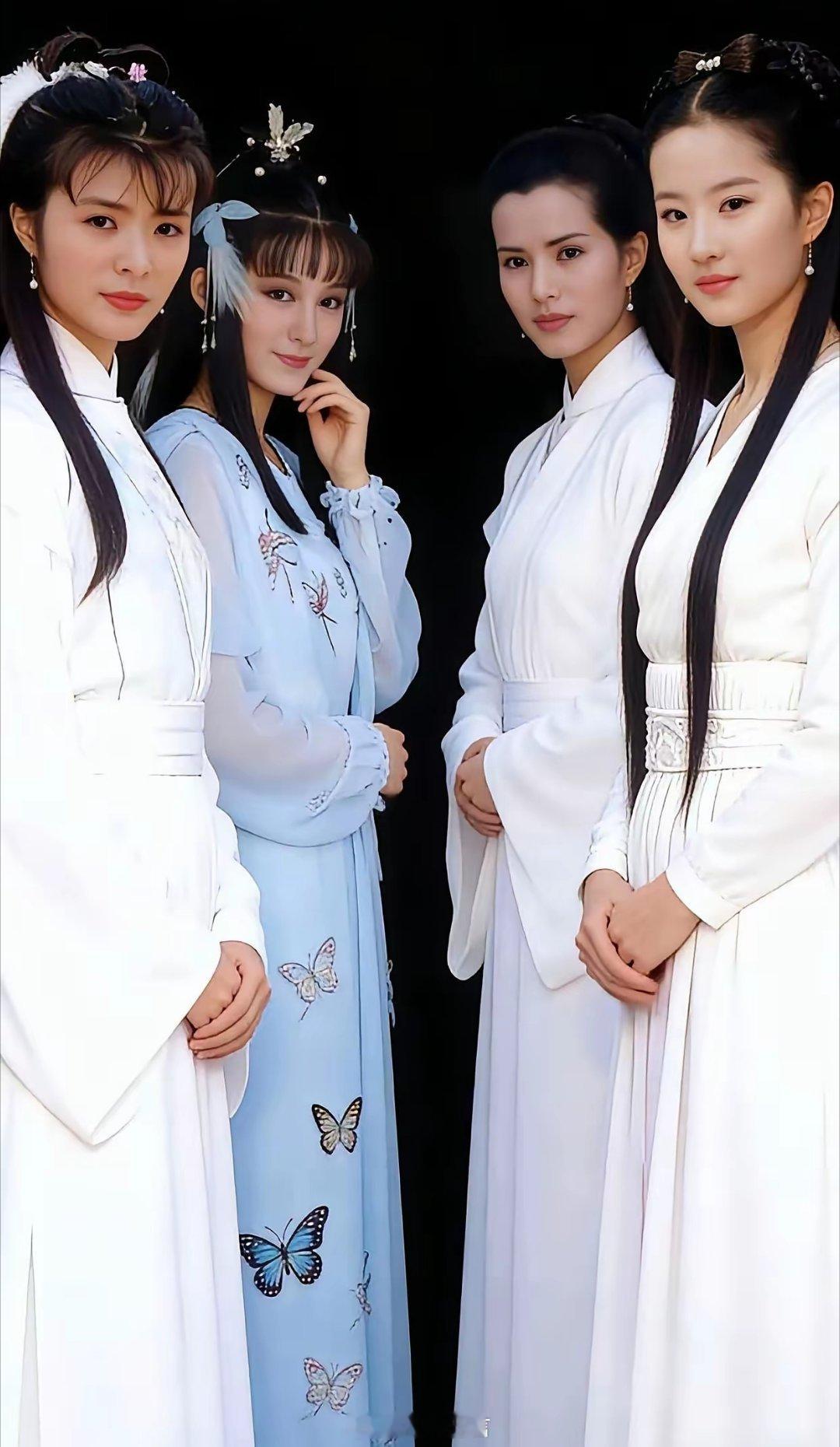 这应该是最经典的4个小龙女了，刘亦菲的好讨人喜欢。