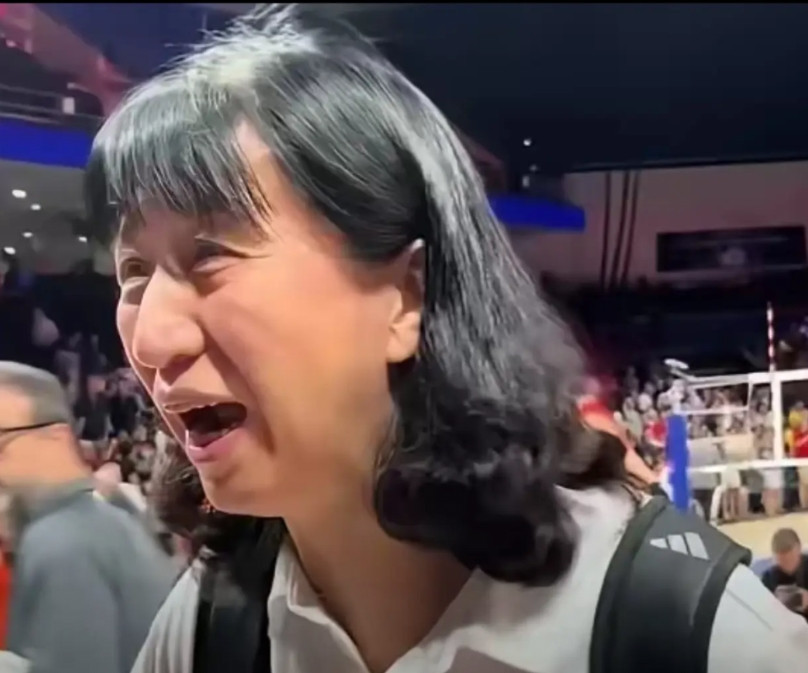 应该让杨昊出来讲几句的时候到了。这是打集体吗？简直就是集体挨打，不是说未来可期，