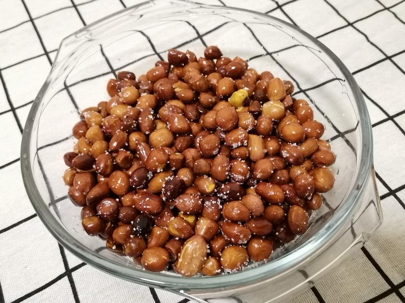 有些食物看着平平无奇，实则热量高得惊人，这5种隐形高热量食物可得悠着点吃。首先