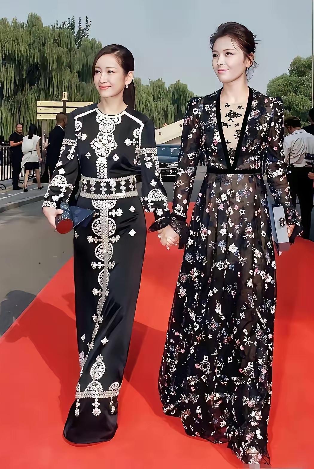 红毯造型差距一眼看出来！秦海璐这身礼服实在踩雷，版型款式完全衬不出气质，观感违和