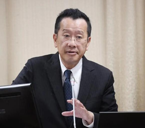 被列入“台独顽固清单”的台湾省“防务部长”顾立雄，竟然警告赖清德！顾立雄