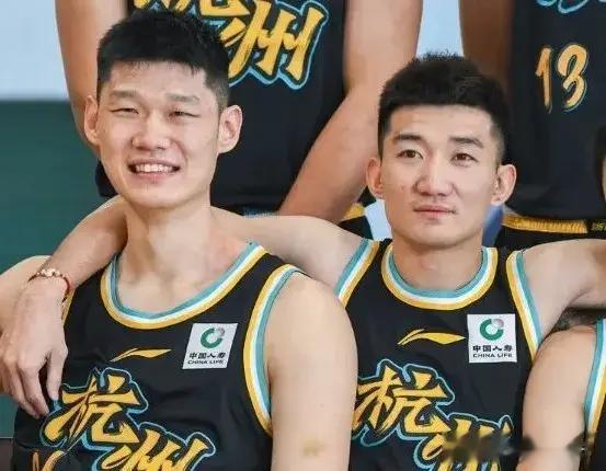 胡金秋36分10板无愧MVP!广厦总冠军来了,对手大概率是北汽男篮