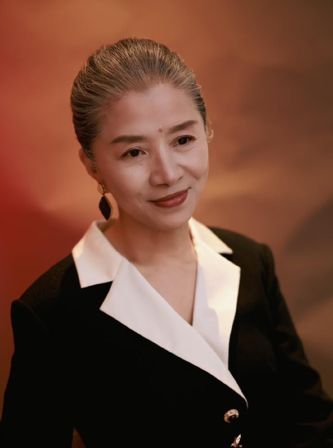 王仁君拿飞天视帝，我不意外，于和伟没获奖，我也不意外，但真正让我意外的是，迟
