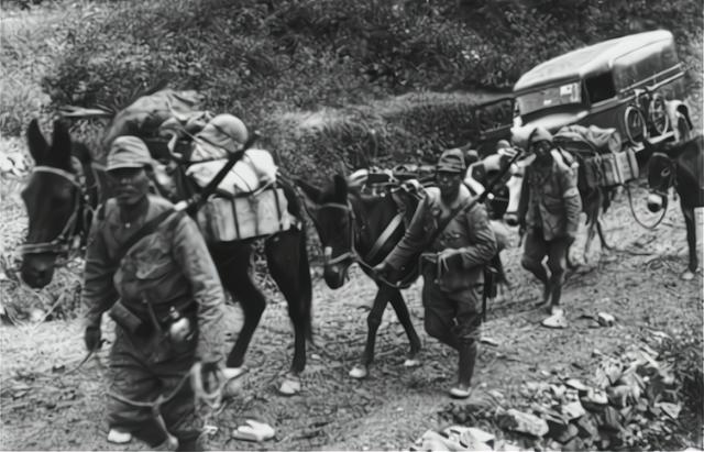 1938年，潘木匠看到15岁女儿被日军凌辱致死，他痛哭流涕找到192师长